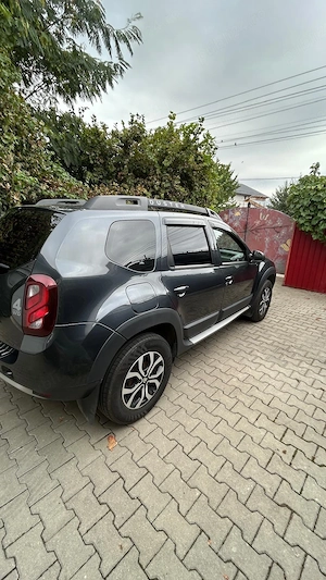 Dacia Duster Laureate 1.5dci 4x4 Unic propietar - imagine 4