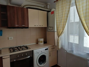 Închiriez Garsoniera zona metrou 1 Decembrie - imagine 4