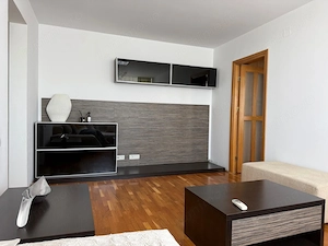 Ofer spre închiriere 2 camere Baba Novac 550 eur - imagine 1