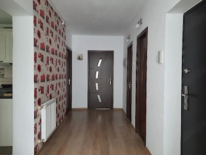 Inchirie Ap.3 Camere ,langa UMF , cartier Cornisa - imagine 5