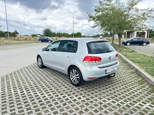VW Golf 6 1.6 TDI DSG Automata 2011 | Climatronic | Navigarie | Încalzire in scaune| Senzori - imagine 2