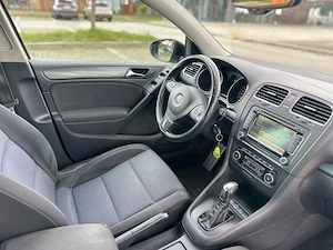 VW Golf 6 1.6 TDI DSG Automata 2011 | Climatronic | Navigarie | Încalzire in scaune| Senzori - imagine 4