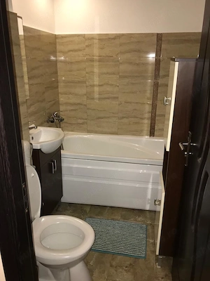 Apartament cu o cameră de închiriat  - imagine 5