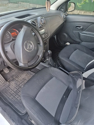 Logan MCV 1.2 benzina 64000 km reali an 2016 primul proprietar - imagine 10