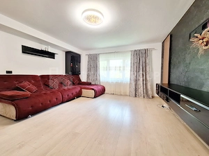 Apartament spatios si modern, 3 camere decomandat - imagine 2