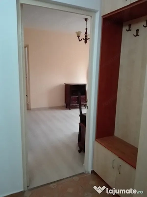 Ofer chirie in apartament - imagine 3