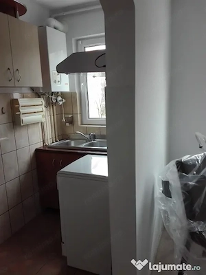 Ofer chirie in apartament - imagine 2
