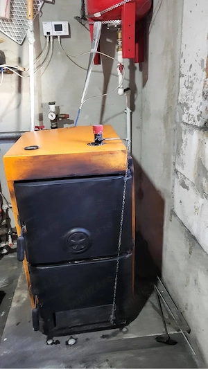 vând centrală marca ferroli in stare buna 