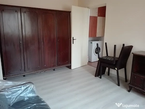 Ofer chirie in apartament - imagine 6
