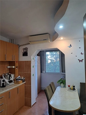 LIPOVEI - 3 CAM | 2 BAI | 2 BALCOANE | RENOVAT | DECOMANDAT | - imagine 4