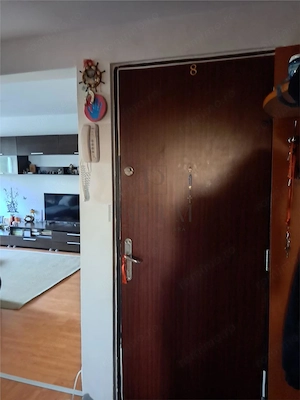 LIPOVEI - 3 CAM | 2 BAI | 2 BALCOANE | RENOVAT | DECOMANDAT | - imagine 7