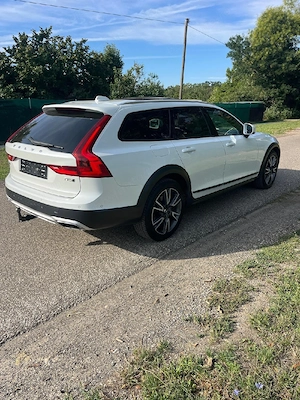 Volvo V90 Cross Country D5 AWD 235 CP - imagine 4