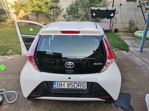 Toyota aygo 2015 - imagine 4
