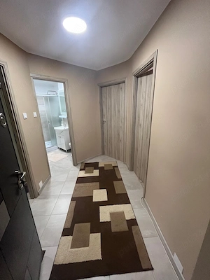 Apartament 2 camere, renovat recent   zonă centrală Alexandria - imagine 3