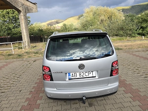 Vand touran  benzina  - imagine 3