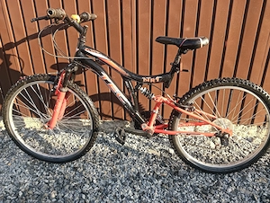 Vând bicicleta copii