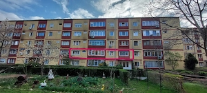 Vand apartament 3 camere,etaj 1din 4,centrala proprie,Govandari-disponibil imediat