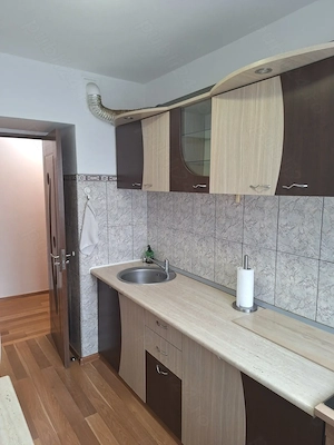 Inchiriez apartament 2 camere  mobilat si utilat PLOIESTI  zona Mihai Bravu,  banca ING  piata - imagine 6