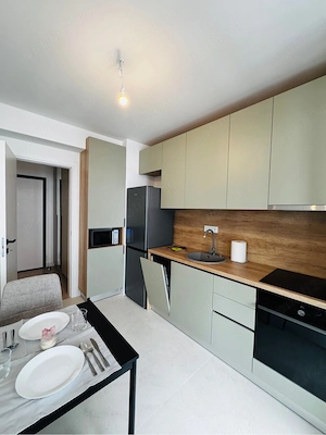 Prima Inchiriere garsoniera complex Akcent City metrou Jiului cartier Bucurestii Noi
