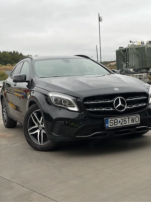 Vand mercedes GLA 200D 4MATIC