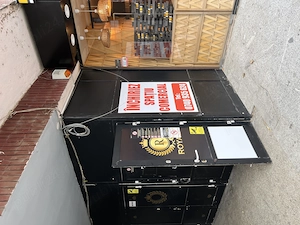 Inchiriez spatiu comercial central Barlad 
