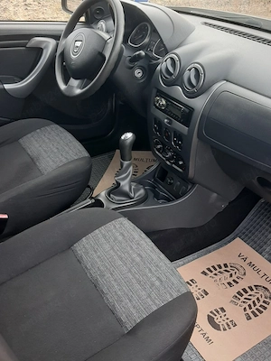vand dacia duster - imagine 3