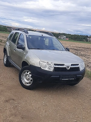 vand dacia duster - imagine 2