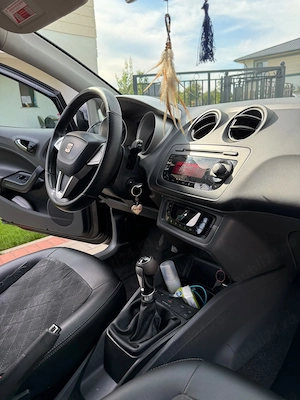 SEAT Ibiza 1.9 TDI 105 CP, 2009, 5 uși, Piele + Alcantara, Climatronic - imagine 10