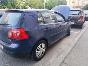 Vând Golf 5 1.9 Diesel  - imagine 2