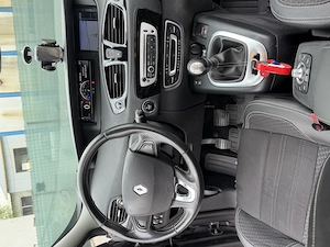 Renault Grand Scenic Bose Edition 1.5 dCi 110 CP | 7 locuri | Navi | Cameră | Lane Assist - imagine 6