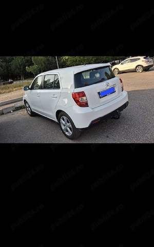 Toyota Urban Cruiser1.3 benzină an 2010 176000 km stare impecabilă proprietar - imagine 2