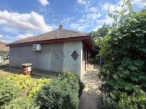 Teren 2000mp + casa de vanzare - Platonesti, Ialomita