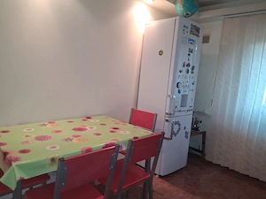 Apartamentul se vinde mobilat si utilat. - imagine 8