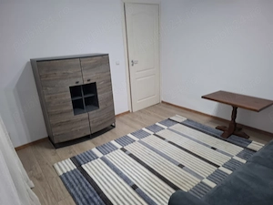 Inchiriez apartament 2 camere str Oituz , lingă liceul Economic. - imagine 5