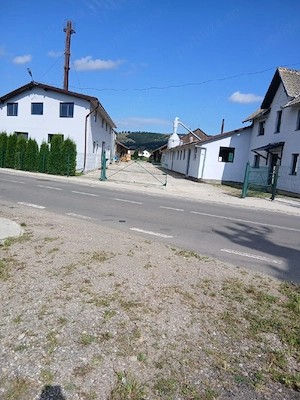 teren de vanzare 2000 mp in Barcani - imagine 4
