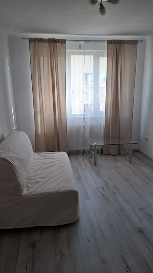 inchiriez apartament cu 2 dormitoare plus living - imagine 4