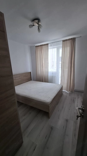 inchiriez apartament cu 2 dormitoare plus living - imagine 5