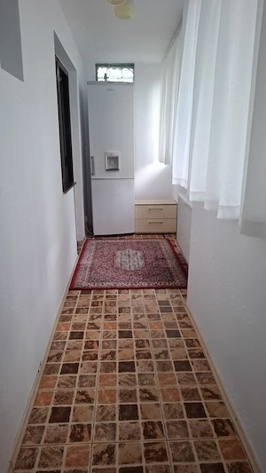 Inchiriez apartament 2 camere str Oituz , lingă liceul Economic. - imagine 4