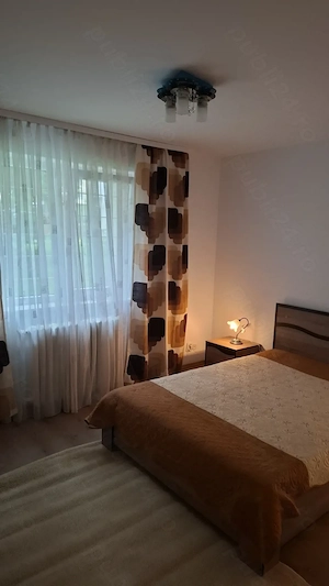 Inchiriez apartament 2 camere str Oituz , lingă liceul Economic. - imagine 2
