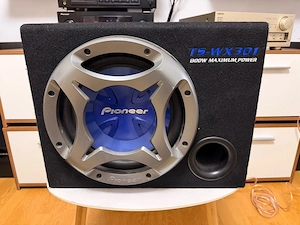 Pioneer subwoofer auto
