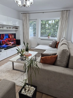 Închiriez apartament 2 camere Mangalia  - imagine 1