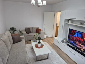 Închiriez apartament 2 camere Mangalia  - imagine 8
