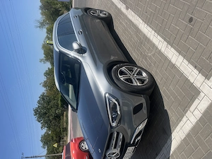Mercedes- Benz GLC 200 4Matic, 2019 Benzină Mild Hibrid