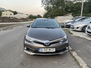 Toyota Auris Hybrid - imagine 5