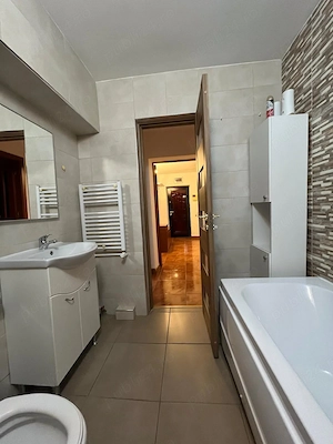 inchiriez apartament 2 camere decomandate in Obcini - imagine 7