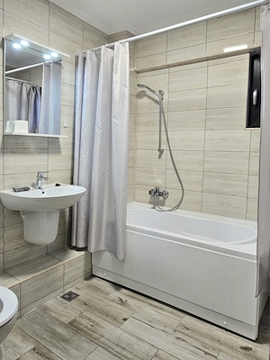 Apartament 2 camere, 66mp, bloc nou, zona liceului Moisil - imagine 8