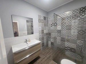 Apartament moderb2 camere, 2 locuri de parcare, Dumbravita - imagine 8