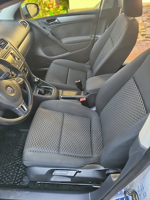 Volkswagen Golf 6, an 2013, 1.6 TDI Bluemotion - imagine 4