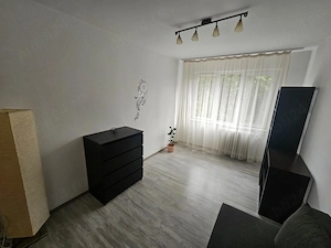 De Închiriat: Apartament 2 Camere, Decomandat   Zona Nicolae Grigorescu, Sector 3 - imagine 4