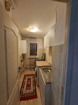 Apartament proaspăt renovat | 5 min Metrou Gorjului | Centrală proprie | - imagine 5